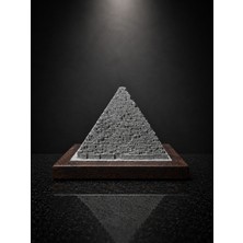 Kadim Zirve – Giza Piramidi Beton Mimari Model