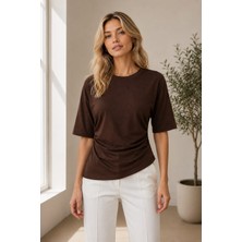 Kulis Etek Çaprazyırtmaç Kadın T-Shirt