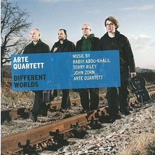 SoundBox Arte Saxophon Quartet-Dıfferent Worlds-1 Sacd-Super Audio CD – Plak Değildir