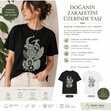 Tişört Kodu Kadın Straight Fit Tişört – Ay ve Tropik Doğa Tasarımlı Minimal Baskı