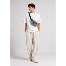 Moda West Unisex Gri Su Geçirmez Fermuar Detaylı Bel ve Omuz Çantası Ergonomik Tasarım ile Şık Görünüm