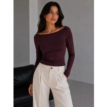 Sortie Collection Kadın Geniş Kayık Yaka Uzun Kollu Slim Fit Bluz Mürdüm