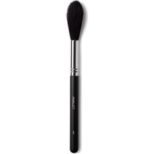 Inglot Makeup Brush 64G – Profesyonel Fondöten & Kontür Fırçası