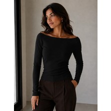 Sortie Collection Kadın Kayık Yaka Uzun Kollu Fit Bluz Siyah