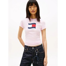 Tommy Hilfiger Kadın Slim Fit Wavy Flag T-Shirt