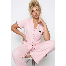 Siyah İnci Pembe Kiraz Nakışlı Bürümcük-Krınkıl Kısa Kollu Düğmeli Pijama Takım 8057