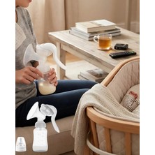 Astraltech Taşınabilir Manuel Göğüs Pompası Ayarlanabilir Vakumlu 180 ml Şişeli