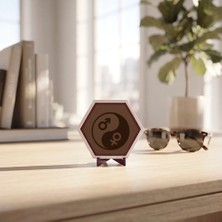 Miaju Zıtlıkların Uyumu Yin Yang ve Cinsiyet Simgeli Modern Masaüstü Süsü Ev ve Ofisiniz Için Şık ve Estetik Bir Dekorasyon Parçası 10X10 cm