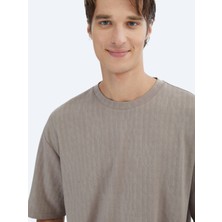 Kip Vizon Desenli Bisiklet Yaka T-Shirt