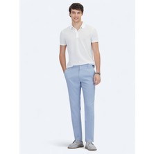 Beyaz Desenli Polo Yaka T-Shirt