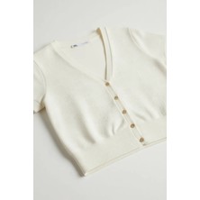 Şiir Vasi Kadın Slim Kalıp Ajurlu Kısa Kollu Şık Düğmeli (Over Waist) Kısa Hırka - Ekru