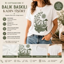 Tişört Kodu Kadın Straight Fit Tişört – Cottagecore Balık Desenli Vintage Doğa Baskısı