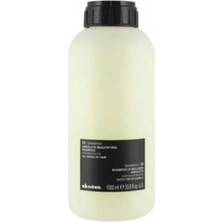 Davines Oı Besleyici Şampuan 1000 ml Tüm Saç Tipleri İçin Vegan Olmayan Formül