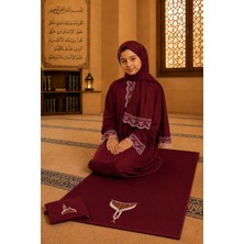Defka Kendinden Şallı Kız Çocuk Namaz Elbisesi ve Taşınabilir Cep Seccadesi