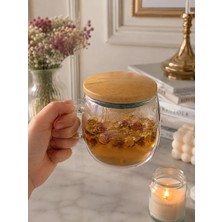 Borosilikat Cam Süzgeçli Bambu  Kapaklı Kupa 350 ml