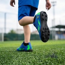 Çocuk Halı Saha Futbol Ayakkabısı – Hafif, Kaymaz Tabanlı, Bağcıklı Kramponsuz Spor Ayakkabı