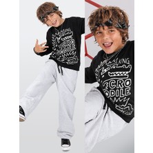 Denokids Erkek Çocuk Takım Timsah Baskılı T-shirt ve Kalın Eşofman Altı - Oversize (5-11 Yaş)