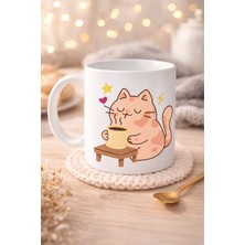 TeknoKapsül Sevimli Kedi Tasarımlı Porselen Kupa Model 196 – Kahve Içen Kedi Baskılı Porselen Kahve Kupası – Kedi Severlere Hediyelik Porselen Kupa Bardak 330 ml