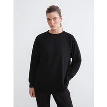 Lc Waikiki Yeni Sezon Bisiklet Yaka Taşlı Kadın Sweatshirt