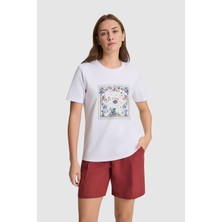 U.s. Polo Assn. Kadın Beyaz Tişört 50323487-VR013