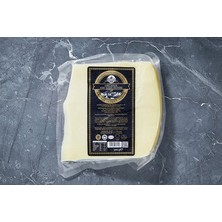 Montreal Organik Eski Kaşar Peyniri 300 G ( 1 Adet )