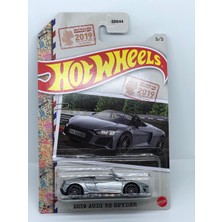 Hot Wheels 2022-2019 Audi R8 Spyder - Gümüş - Birinci Sınıf Yarışçılar 5/5