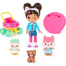 Mey İthalat Gabby's Dollhouse, Kitty Care Figür Seti, 2 Kedi Figürü ve Bebek Arabası ile Gabby, 3 Yaş ve Üzeri