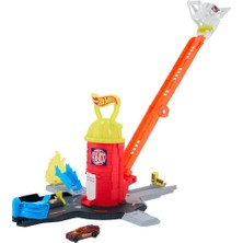 Mey İthalat Hot Wheels City Oyuncak Araba ve Pist Seti, Süper Itfaiye Istasyonu Oyun Seti ve 1:64 Ölçekli Itfaiye Aracı, JHL95