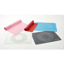 Mey İthalat Hamur Açma Matı 50X40 cm ve Plastik Kesme Kazıma Aparatı – Silikon Kaymaz Mat + Çok Amaçlı Mutfak Kazıyıcı Seti