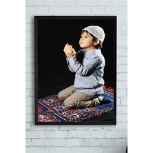 Mey İthalat Postermanya (PSTER10845) Dua Eden Çocuk Çerçeveli Tablo (50X70CM)