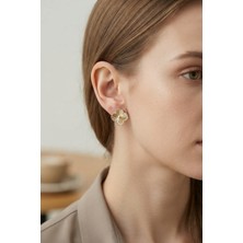 Gürbelle Gold Renk Pirinç Yonca Model Kadın Küpe