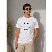Pomeya  Erkek Minimal Gülümseyen Yüz Baskılı Tişört Kısa Kol Yazlık T-Shirt - Beyaz