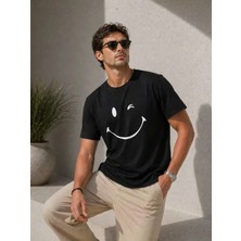 Pomeya  Erkek Minimal Gülümseyen Yüz Baskılı Tişört Kısa Kol Yazlık T-Shirt - Siyah