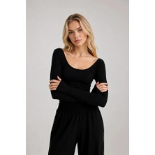 Kadın Ultra Soft Oval Yaka Bluz