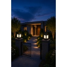 Voltek 60W Solar LED Bahçe Armatürü Kumandalı 3 Renk IP65 14,5 x 19 cm