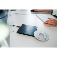 Esranın Dünyası Verbatim Harici DVD Yazıcı USB 2.0