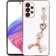 Teknook Galaxy A72 Kılıf El Tutamaçlı Kamera Korumalı Zore Taka Silikon Kılıf - Beyaz