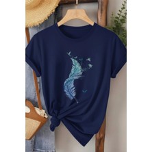 L'eivor Kuş Tüyü Tasarım Baskılı Kadın T-Shirt