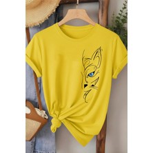 L'eivor Mavi Gözlü Kedi Minimal Tasarım Baskılı Kadın Pamuk T-Shirt