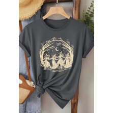 L'eivor Cadılar Birliği Baskılı Kadın Pamuk T-Shirt