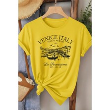 L'eivor Venice Italy Baskılı Kadın T-Shirt