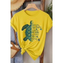 L'eivor Deniz Kaplumbağası Baskılı Kadın T-Shirt