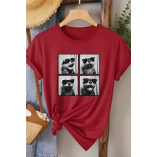 L'eivor Fok Balığı Poz Baskılı Kadın T-Shirt