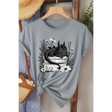 L'eivor Ejderha Nasıl Eğitilir Kitap Tema Baskılı Pamuk T-Shirt