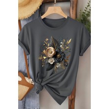 L'eivor Siyah Çiçek Buketi Özel Tasarım Baskılı Kadın T-Shirt