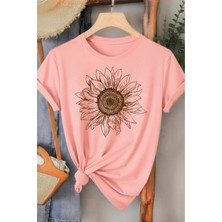 L'eivor Bej Ay Çiçeği Özel Tasarım Baskılı Kadın T-Shirt