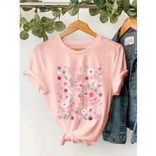 L'eivor Çoklu Çiçek Ana Renk Uyumlu Baskılı Kadın Pamuk T-Shirt