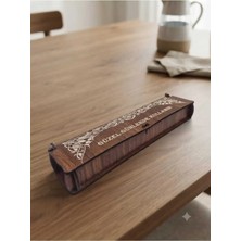 Mu Art Ahşap Kişiselleştirilebilir Ahşap Tespih Kutusu Ceviz Lazer Kazıma Özel Isim Yazılı Hediye Kutusu (23X5 Cm)