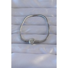 Armüz Pirinç Gümüş Renk Zirkon Taşlı Charm Bileklik
