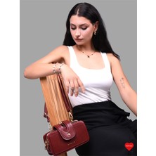 Jara Bag Berlin Kadın Çapraz Çanta | Gold Detaylı, Şık, Zarif ve 3 Bölmeli ⭐